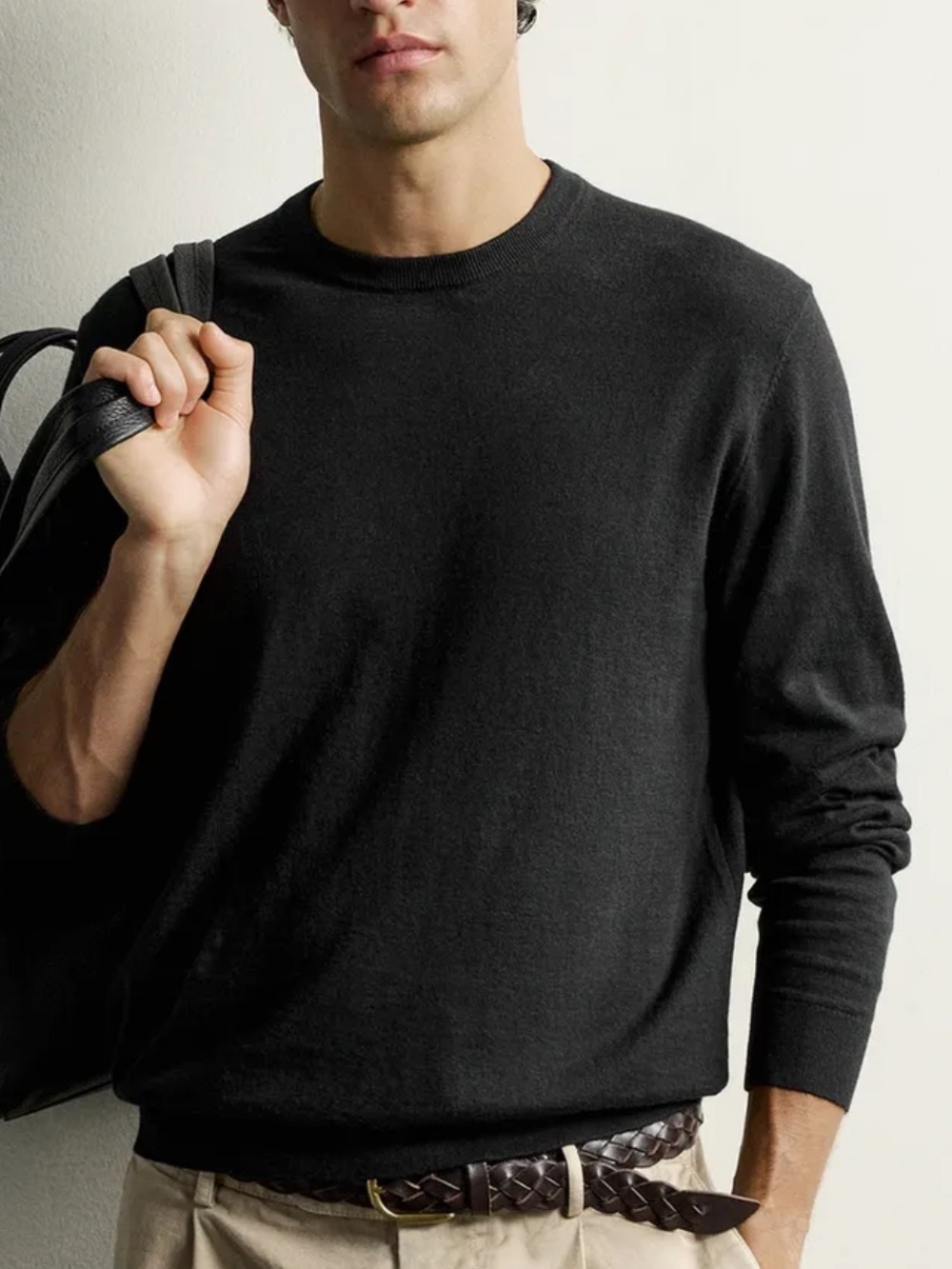ZARA Long-Sleeve Black Round-Neck Sweater